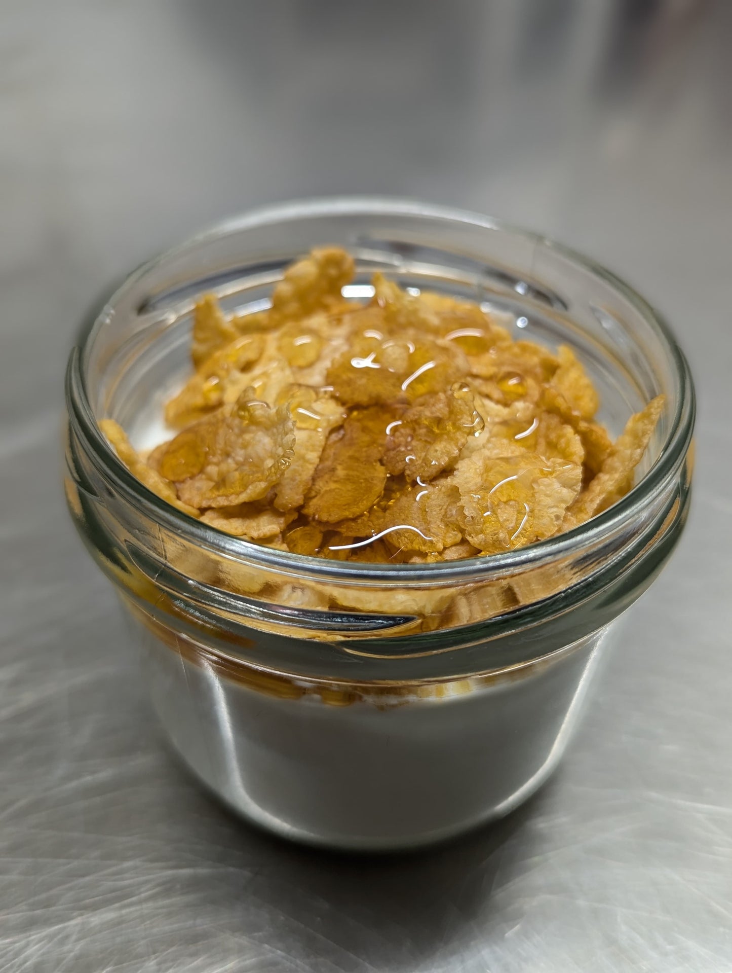 Yogurt-honey cream (vegan possible)